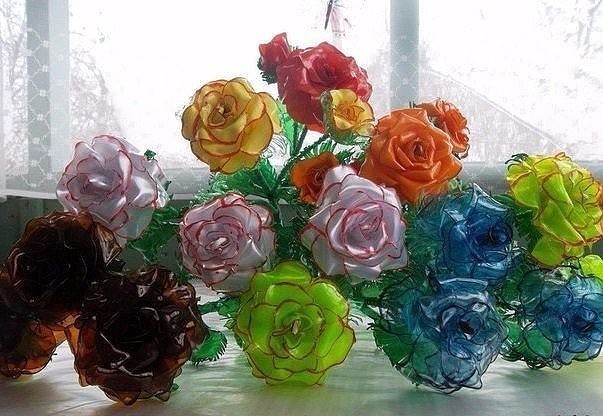 Розы из пластиковых бутылок: мастер-клacc