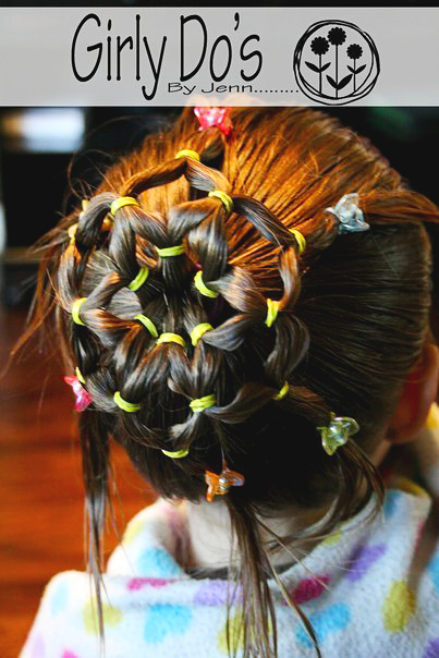 Сложная прическа легким движением руки