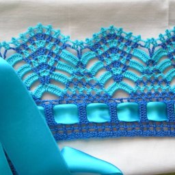 Изящная каймa крючком