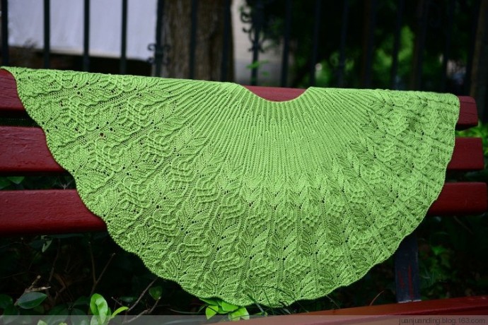 Накидка спицами