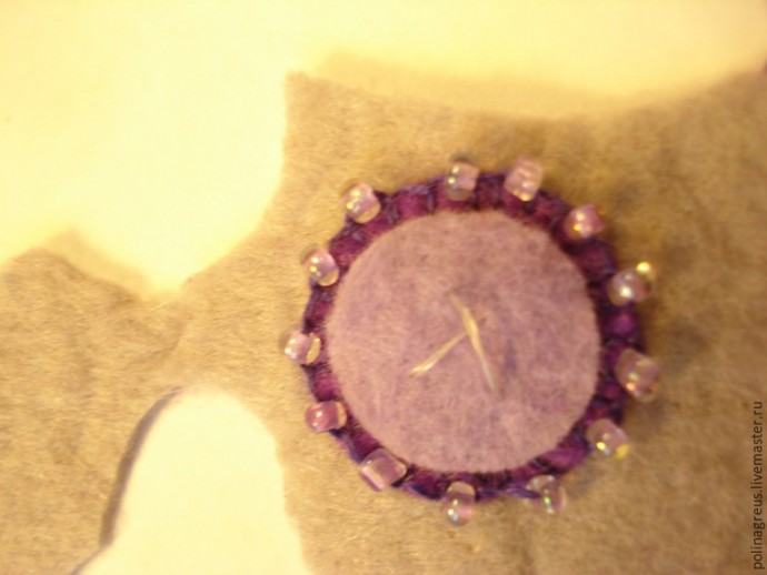 Ассимметричные серьги из фетра