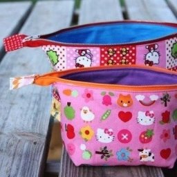 Шьем удобную косметичку