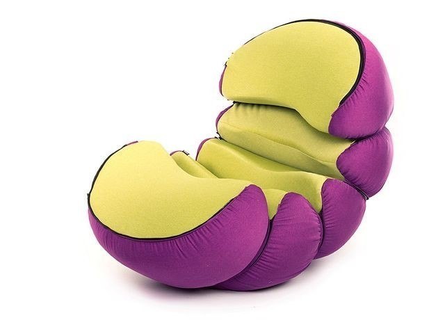 Необычный пуф в форме мандарина