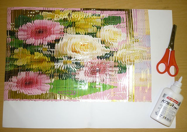 Панно с эффектом 3D из двух одинаковых открыток "Цветочная поляна" Панно с эффектом 3D из двух одинаковых открыток "Цветочная поляна"