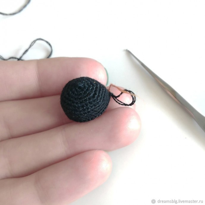 Маленький паучок крючком