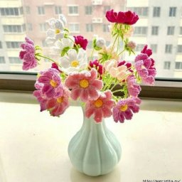 Нежные вязаные цветы