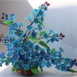 ​Голубые цветы из бисера