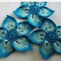 ​Необычный цветок крючком