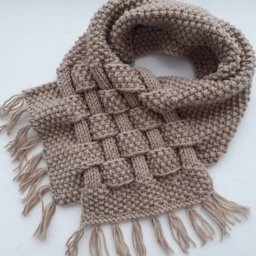 ​Необычный снуд с бахромой