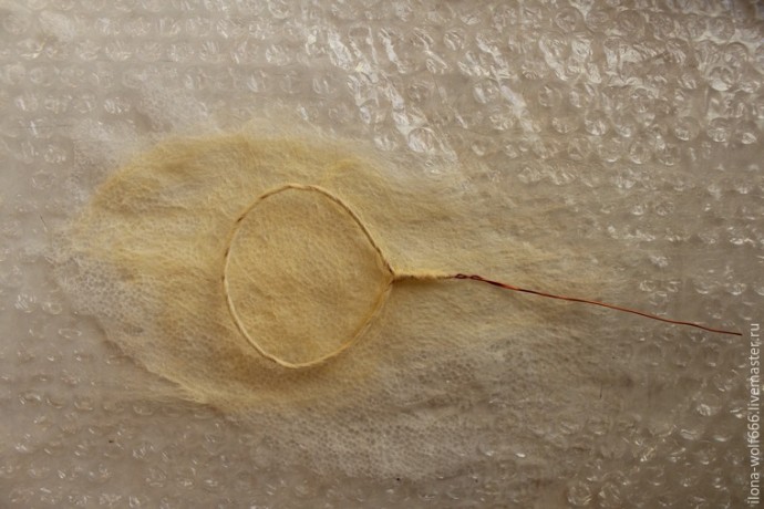 Шикарное колье с розой из войлока