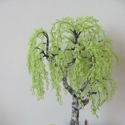 Нежнейшее деревце из бисера