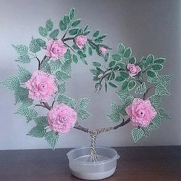 Розовое дерево из бисера