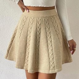 Юбочка с косами и расширяющимися клиньями