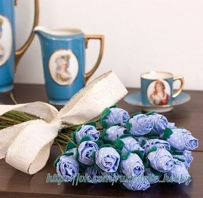 Милый букетик текстильных роз