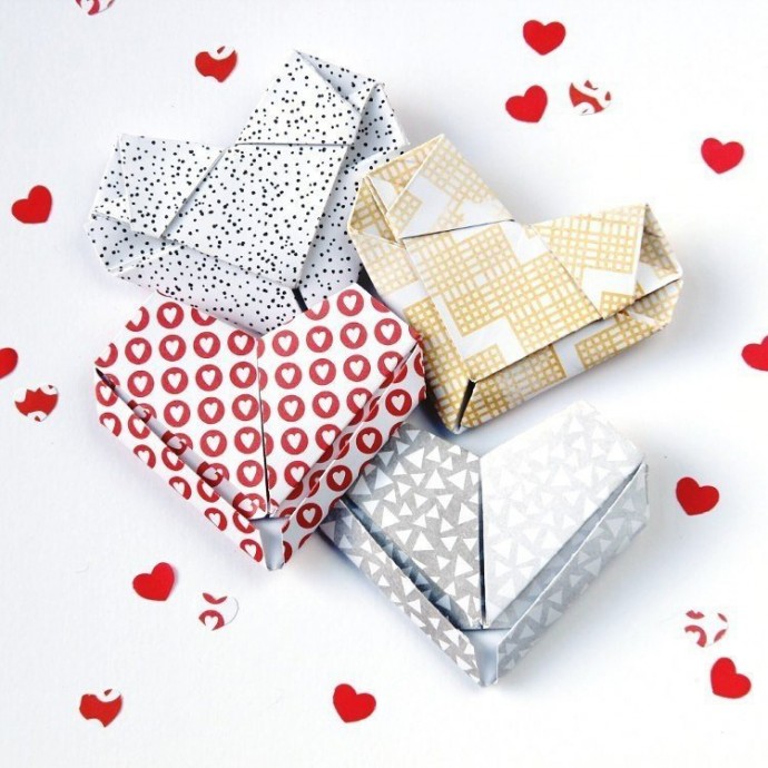 Складываем объемное сердце в технике оригами