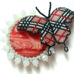 Бабочка в клеточку из бисера