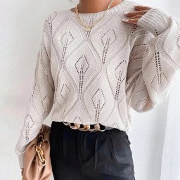 ​Вязаный свитер с огромными свечами