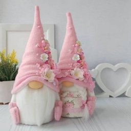 ​Мастерим новогодних гномиков