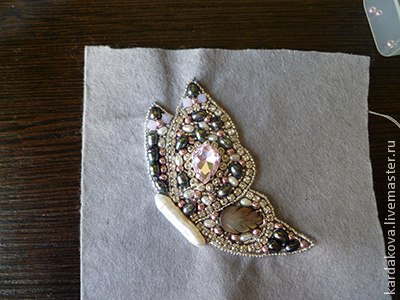 Мастер-класс: вышитая брошь "Лунная бабочка"