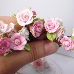 Мастерим шпильки с розочками из полимерной глины