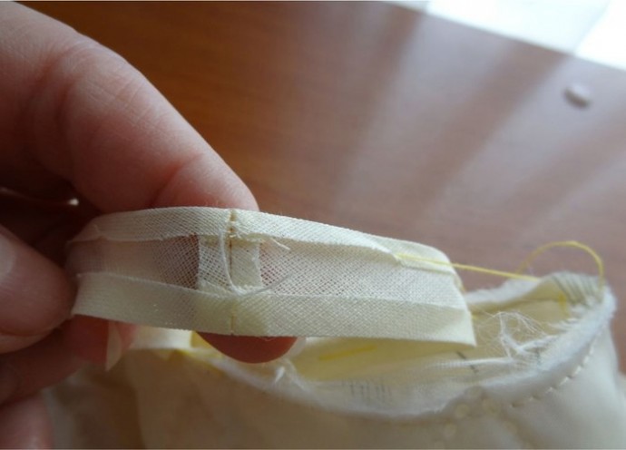 ​Обработка косой бейкой "в кольцо"