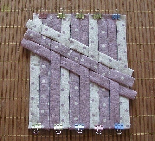 ​Двухцветный узор для плетения из ткани