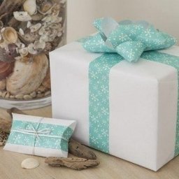 Объёмный бант для упаковки подарка