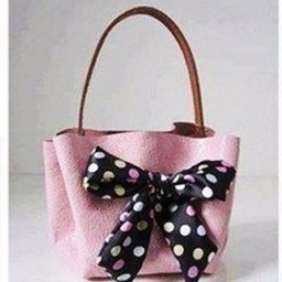 ​Один из самых простых вариантов сшить себе сумочку