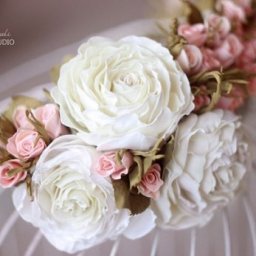 Прекрасные цветы ручной работы из фоамирана