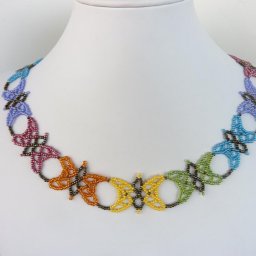 ​Очень красивые колье из бисера