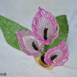 Цветы из бисера: каллы