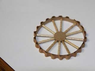 Декоративный велосипед из бумаги