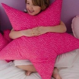 Декоративная подушечки  в виде звезды