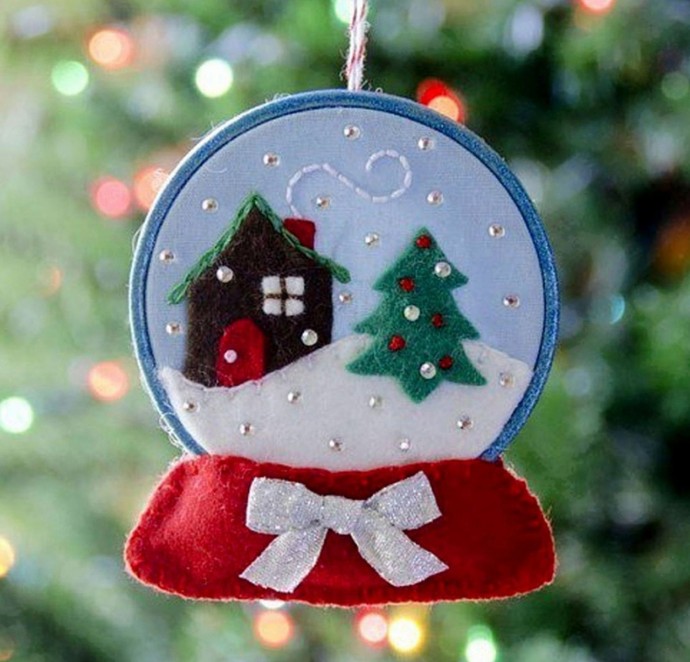 Изумительные ёлочные игрушки из фетра