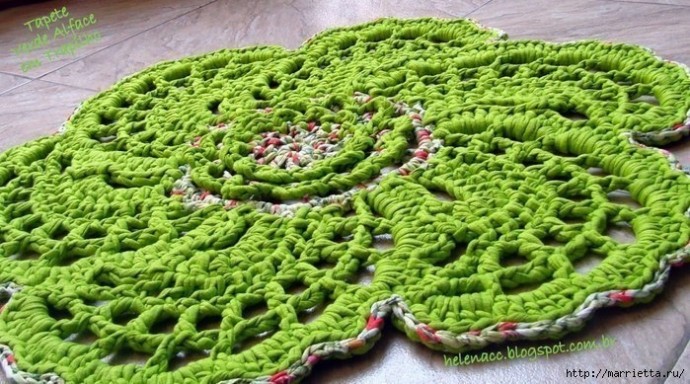 ​Коврик крючком