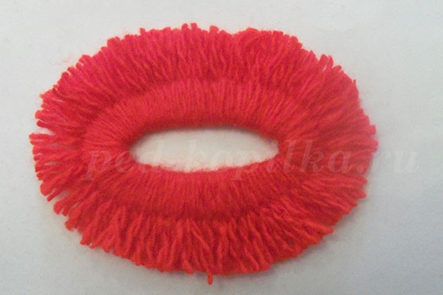 Тюльпан из ниток Тюльпан из ниток