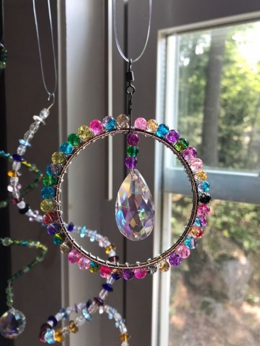 Мобили из проволоки и бусин