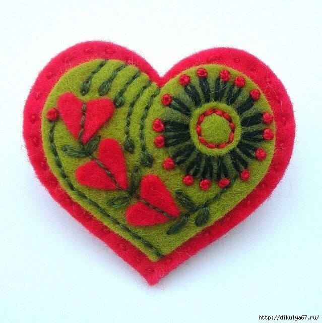Фетровые сердечки