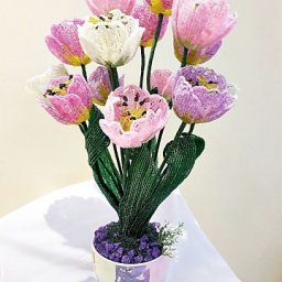 ​Прекрасный тюльпан из бисера