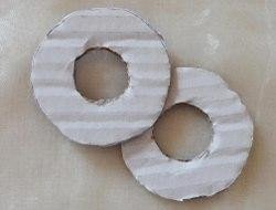 Цыпленок из помпонов