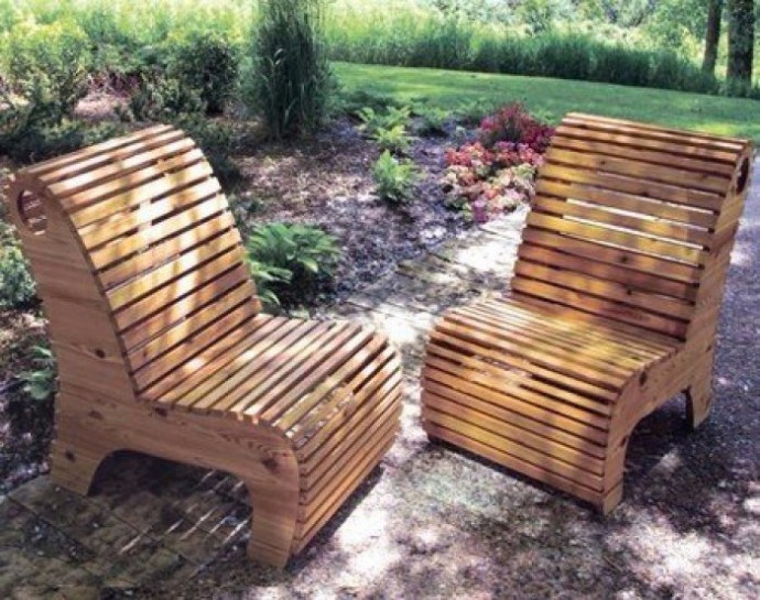 Деревянный удобный стул для дачи своими руками