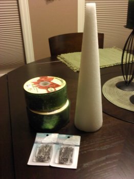 ​Новогодняя елочка из ленты своими руками