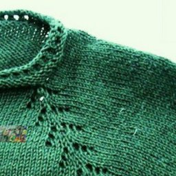 ​Рeглaн "Εлoчкa" (вязaниe oт гopлoвины)