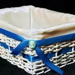 Плетение корзины из газетных трубочек