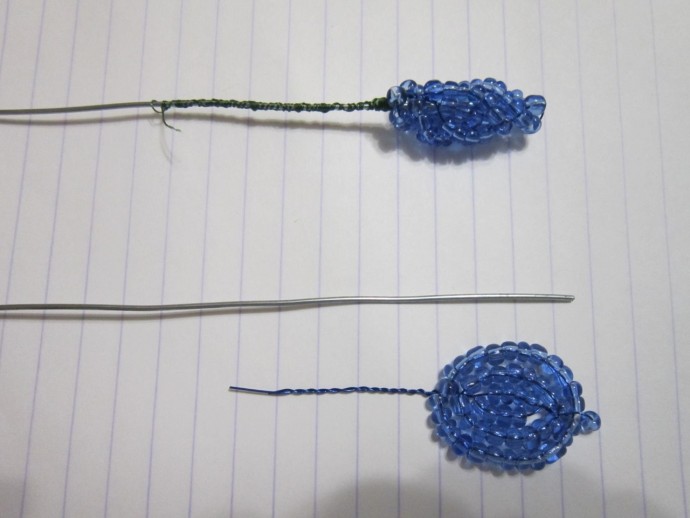 Роскошная фиалка из бисера