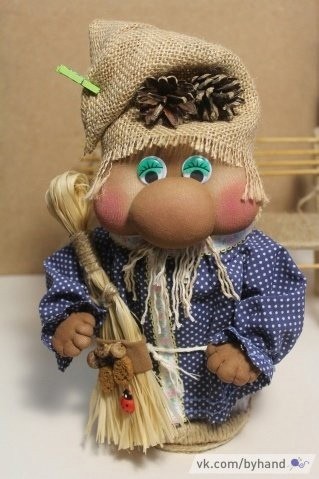 Симпатичный домовенок