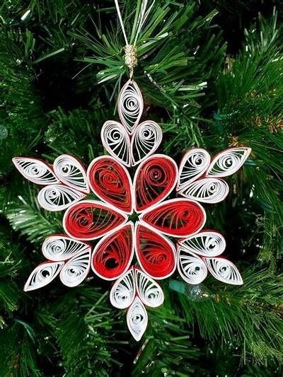 Снежинки в технике квиллинга