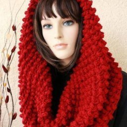 ​Шарф-снуд, который связан узором "попкорн"