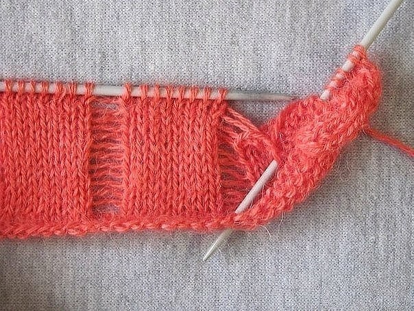 Вяжем цветок на спицах