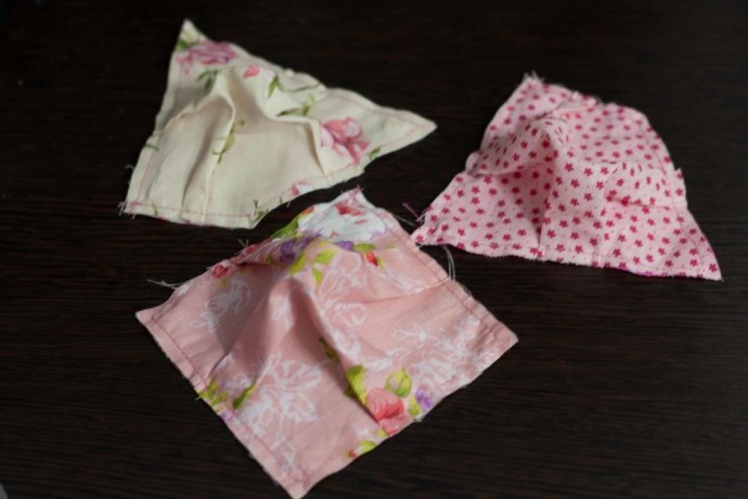 Круглые подушки в технике bubble quilt